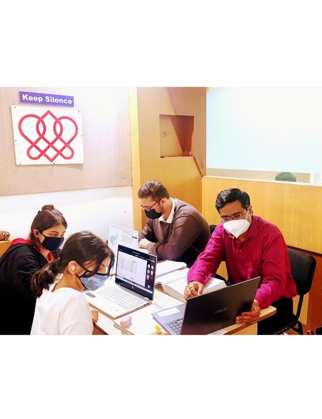 Parag Sirs Ideal Classes Kothrud Pune